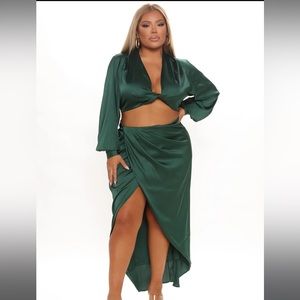 Love Again Satin Skirt Set - Emerald